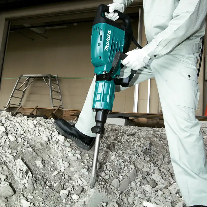 Martillo Demoledor 15 kg 1.510 W Hex 30 mm MAKITA HM1307C
