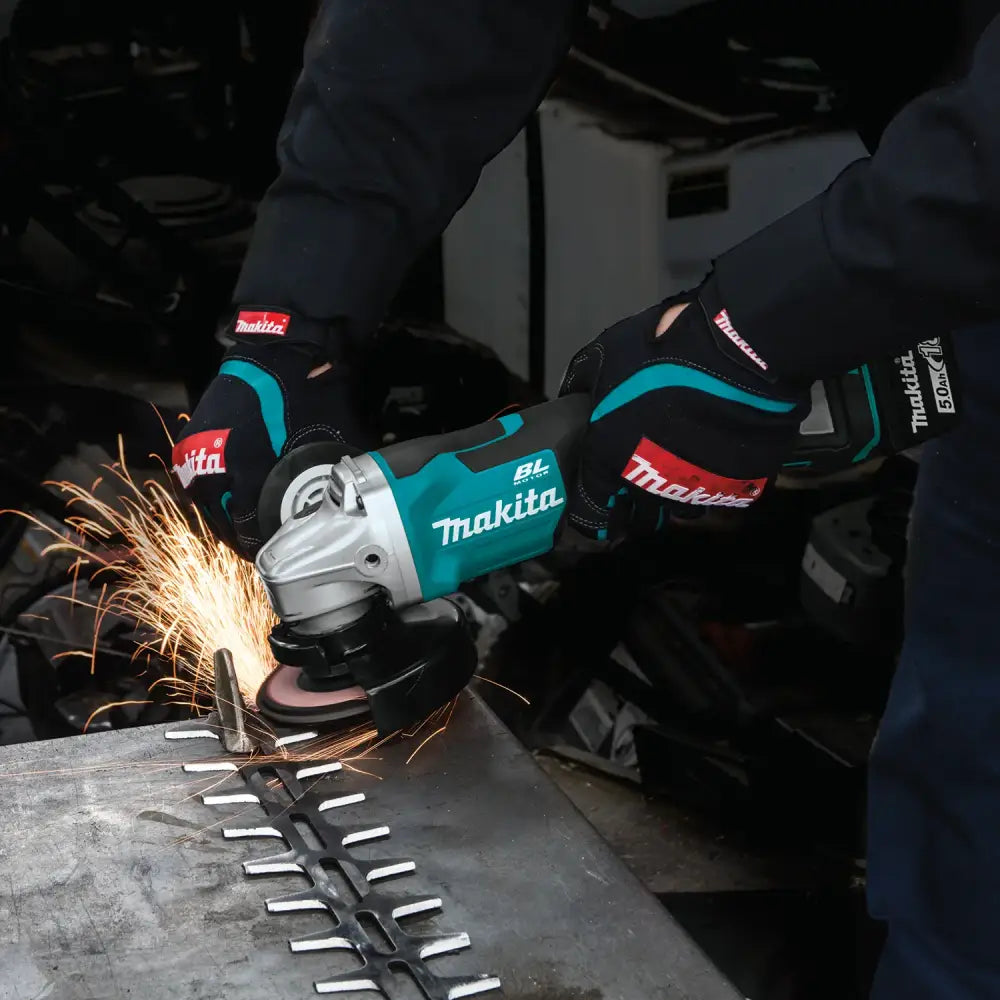 Esmeril Angular Inalámbrica 18V LXT BL DGA458RFE MAKITA