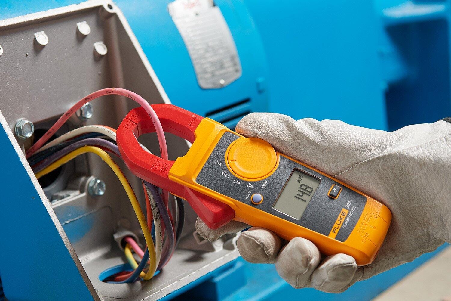 Pinza Amperimétrica Digital CA 400A CAT III Fluke 302+